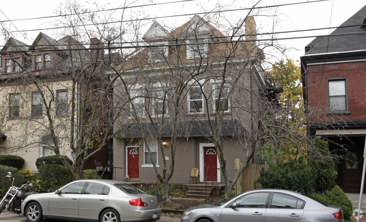 Foto del edificio - 217 Stratford Ave