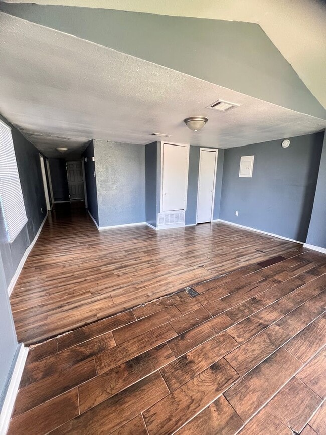 Building Photo - Two bedroom one bathroom located house on corner lot