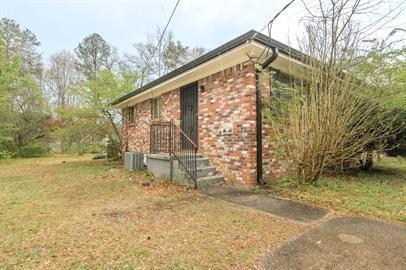Foto principal - 3701 Hopkins Rd
