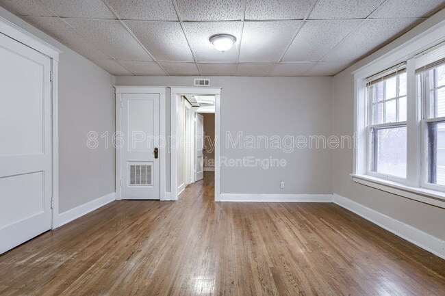 Building Photo - 513 Prospect Ave