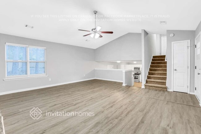 Building Photo - 5120 N Woodbridge Trail