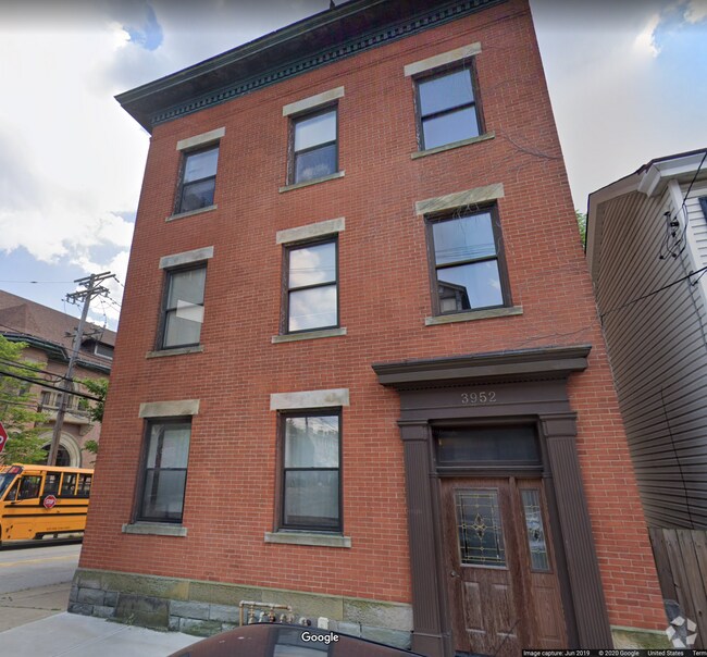 Building Photo - 3952 Howley St