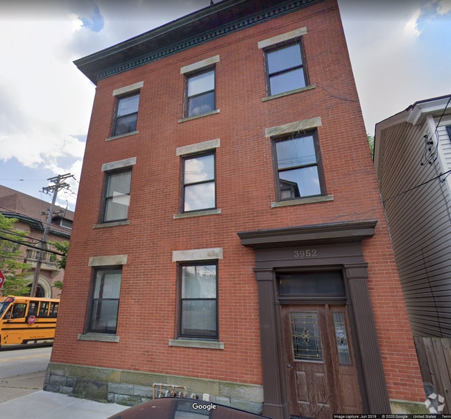 Building Photo - 3952 Howley St
