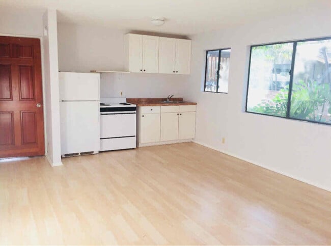Foto del edificio - 12345 E Waipuilani Rd