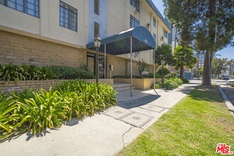 Building Photo - 456 S Harvard Blvd