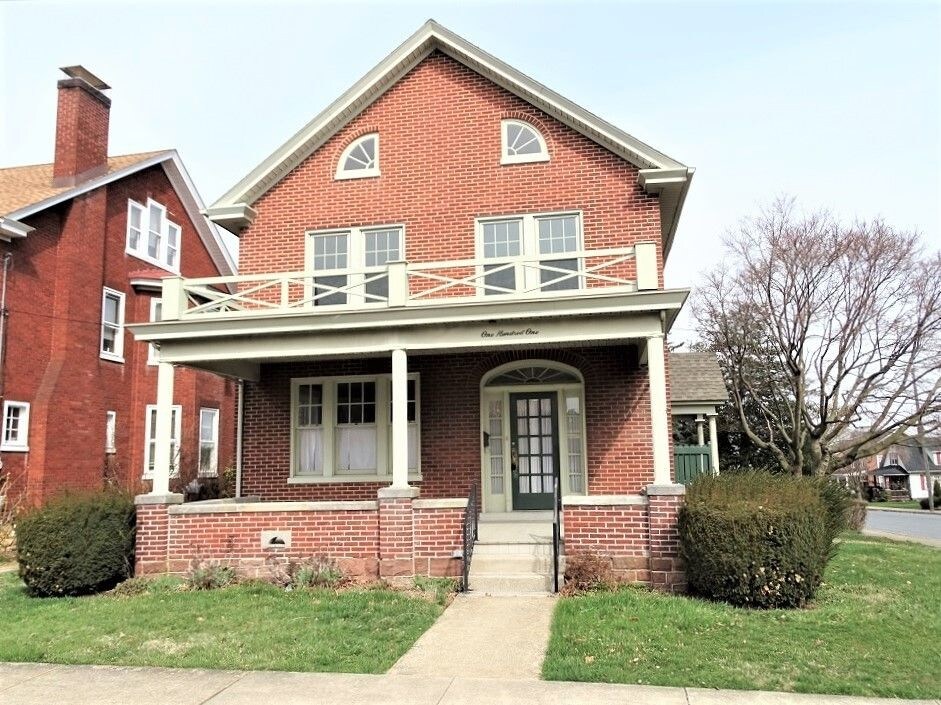 101 W Broad St, New Holland, PA 17557 House Rental in New Holland, PA