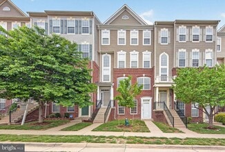 Building Photo - 15825 John Diskin Cir