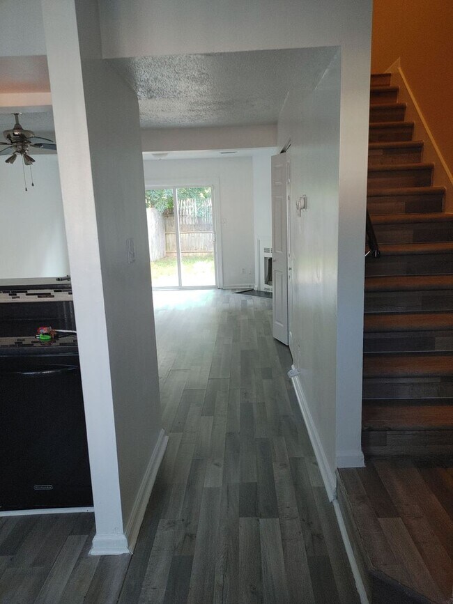 Building Photo - 824 Armistine Court- Available Now