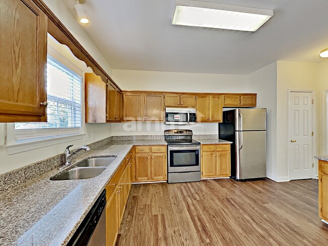 Foto del edificio - 2659 Hansford Dr