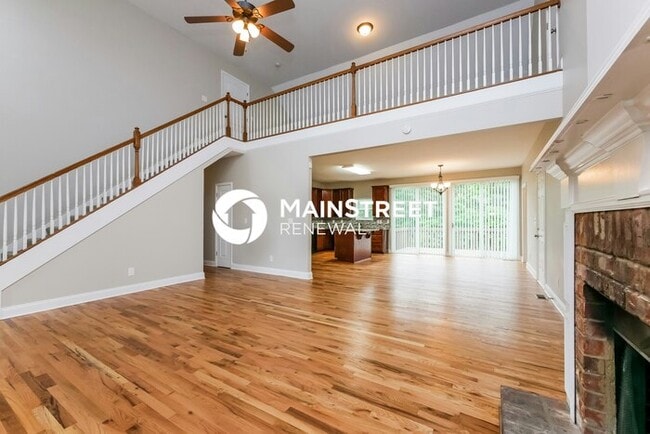 Building Photo - 3 Bedroom Pet-Friendly Home in Villa Rica, GA with Main Street Renewal