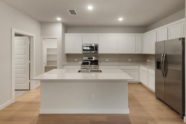 Foto del edificio - 1010 Honeydew Ln
