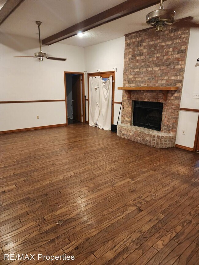 Foto del edificio - 3 br, 2 bath House - 1036 Chippenham Drive
