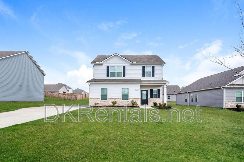 Photo - 160 Avondale Boulevard