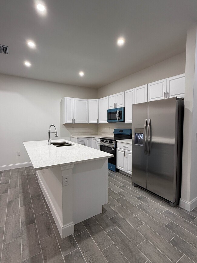 Foto del edificio - 4656 28th St SW