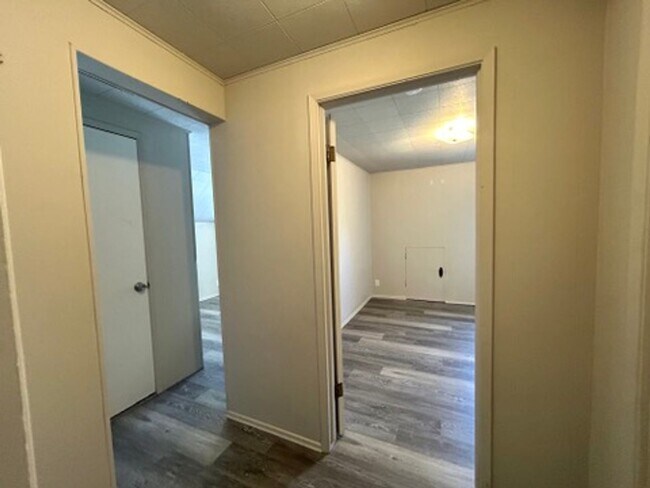 Foto del edificio - 603 E 3rd Ave