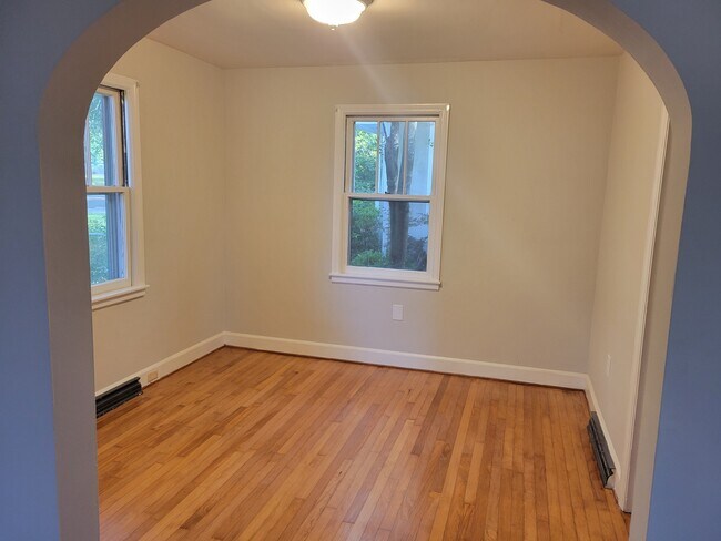 Foto del edificio - 1330 Highland Ave
