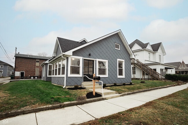 Building Photo - 217 S Meridian St