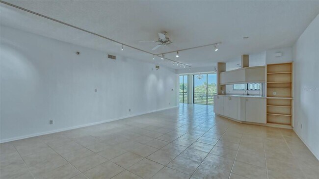 Foto del edificio - 5400 Eagles Point Cir