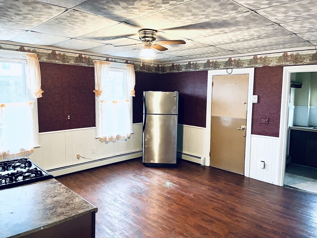 Primary Photo - 81 Spring St