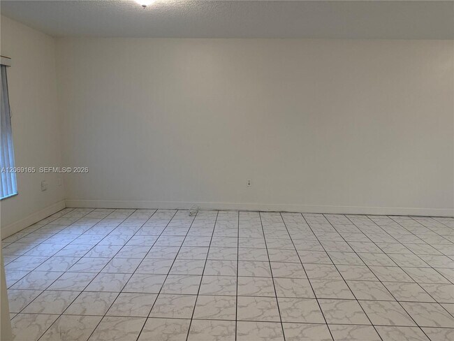 Foto del edificio - 12372 SW 52nd Ct