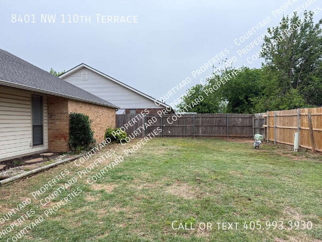 Building Photo - 8401 NW 110th Terrace