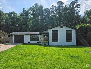 Building Photo - 2400 Glenrock Dr