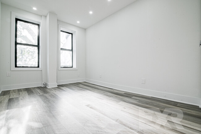 Building Photo - 1155 E 35th St