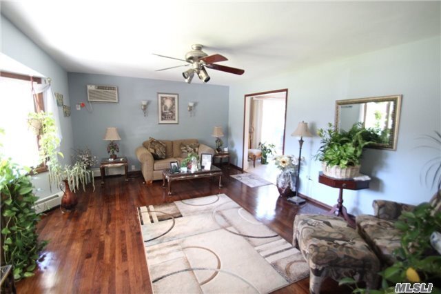 Foto del edificio - 69 Stuyvesant Rd