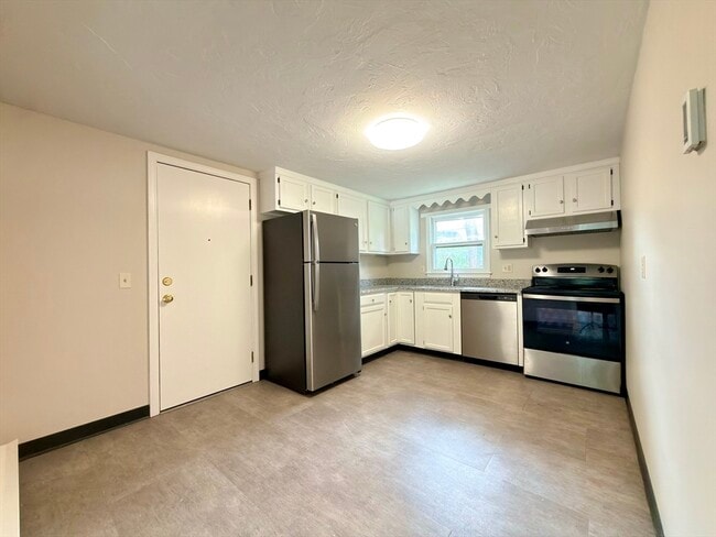 Building Photo - 2 Annaberry Ln