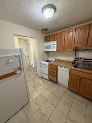 Foto del edificio - 43 Riverside St