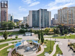 Building Photo - 111 Riverside Dr E