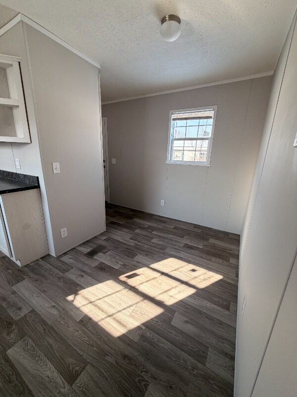 Foto del edificio - 358 Parker Lake Dr