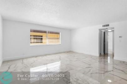 Foto del edificio - 241 SE 9th Ave