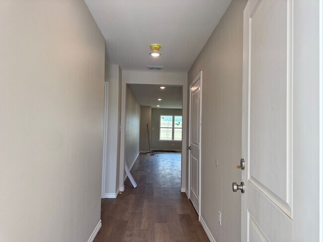 Building Photo - 14574 CR 2191