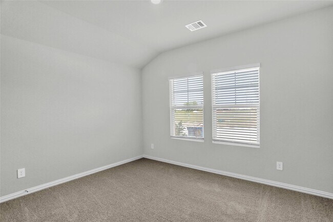 Building Photo - 115 Whitlow Dr