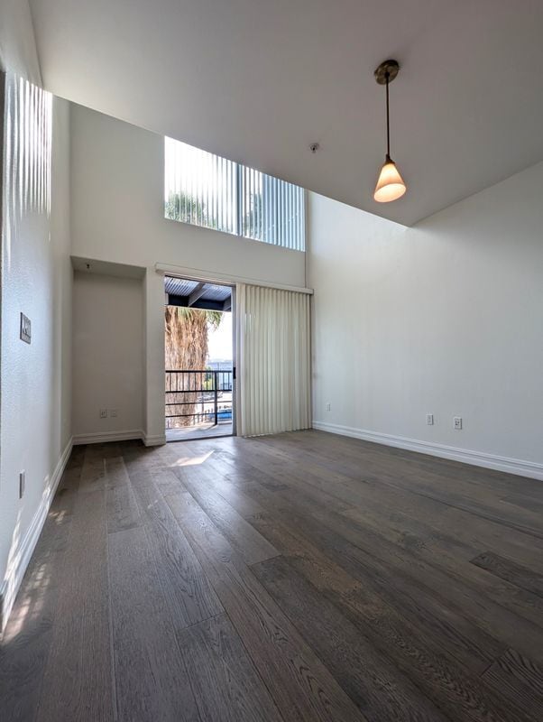 Foto del edificio - 629 Traction Ave