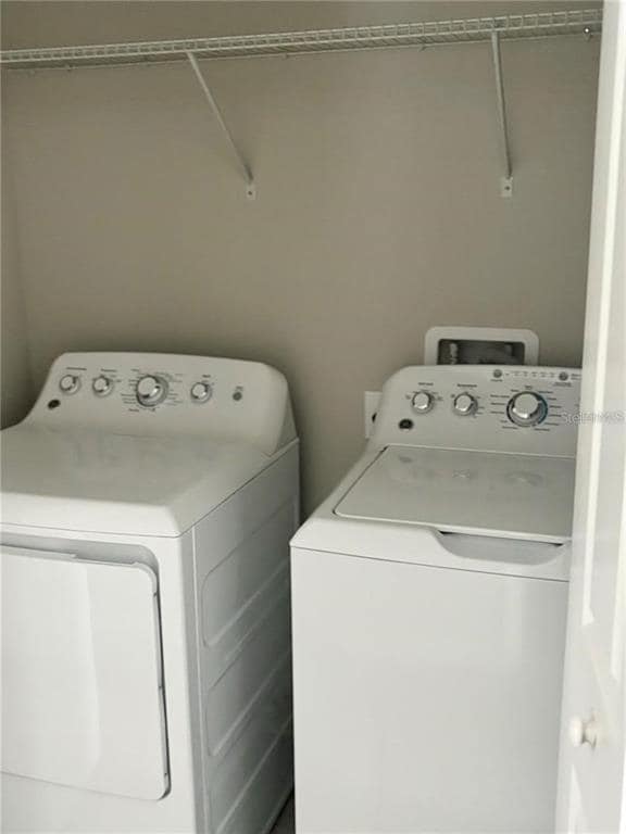 Building Photo - 16958 Storyline Dr