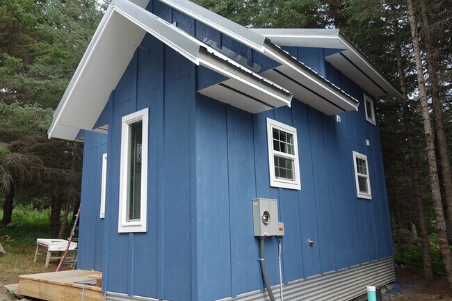 Exterior - 41590 Redoubt Cir