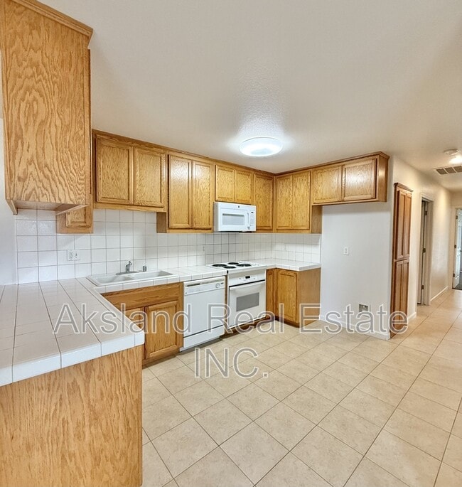 Foto del edificio - 421 N Walnut Ave