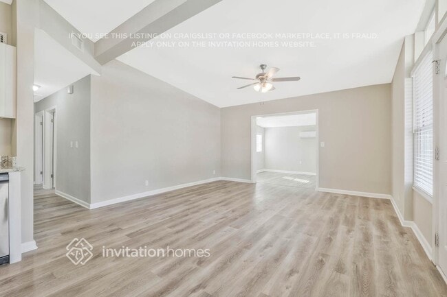 Foto del edificio - 7444 Sandhurst Rd S