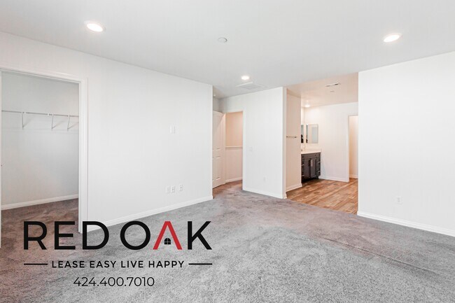 Foto del edificio - 14430 Strawberry Ln