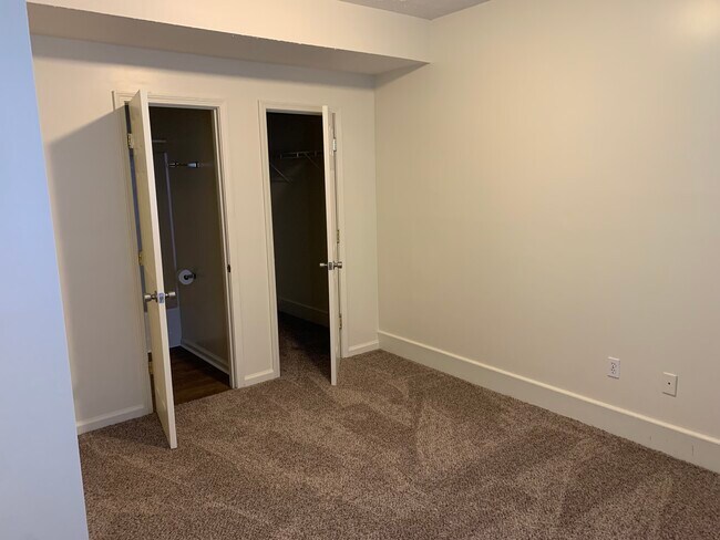 Foto del edificio - 1065 B Brandy Lane