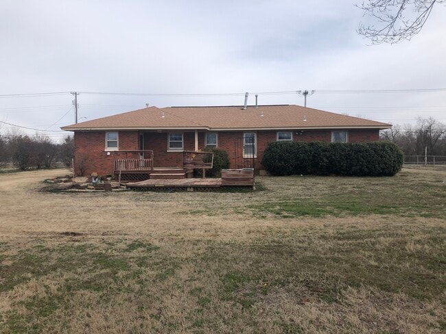 Building Photo - 1707 N Midwest Blvd