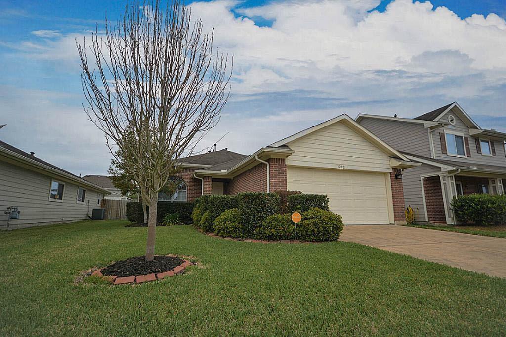 1292 Pinto Pass, Alvin, TX 77511 House Rental in Alvin, TX