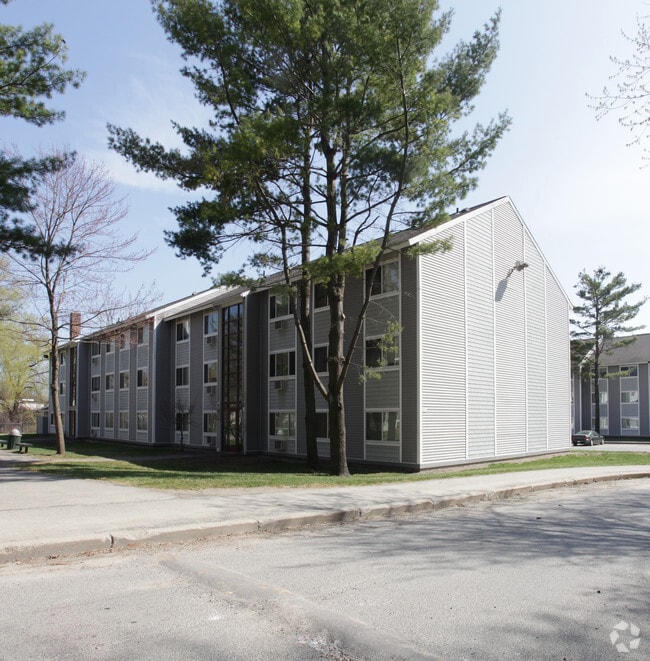 Berkshire Peak Apartments Rentals Pittsfield, MA