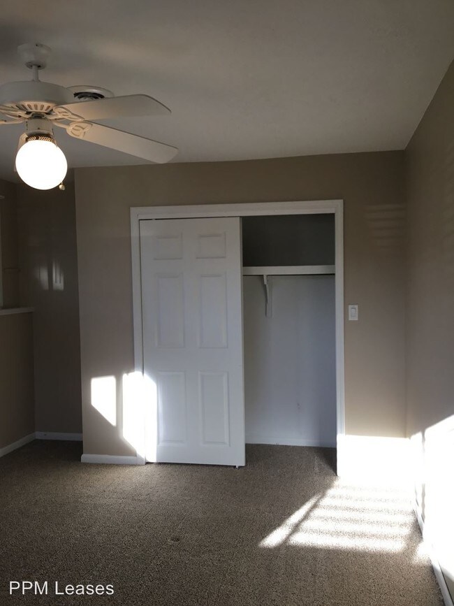 Building Photo - 5 Church Dr