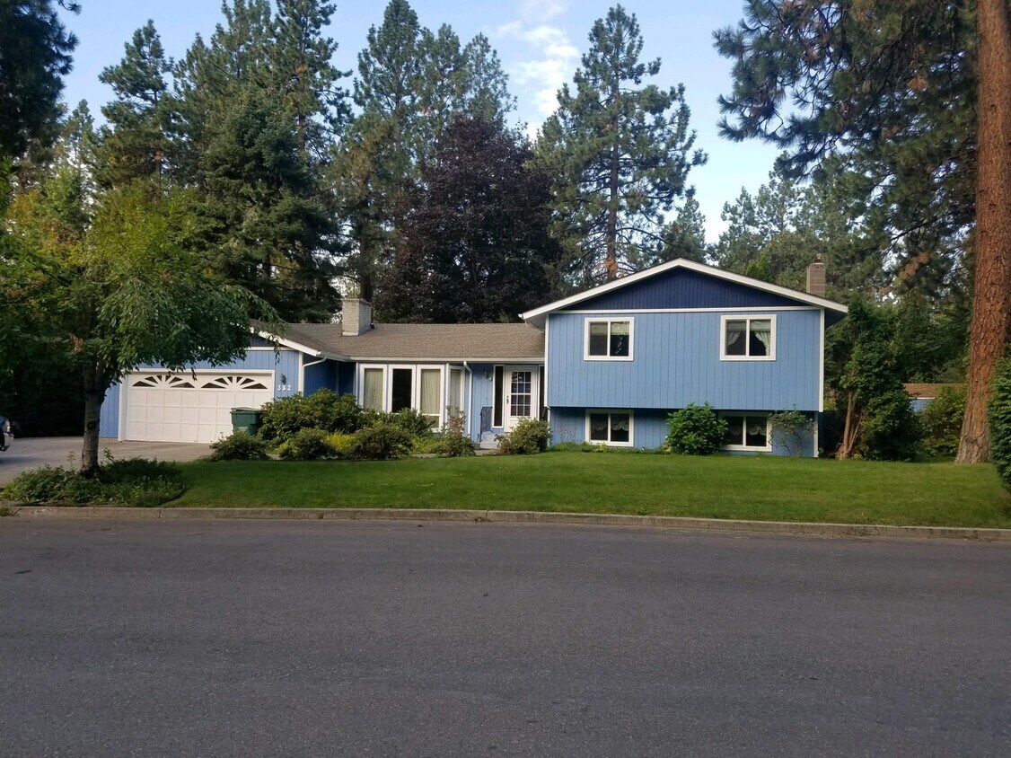 382 S Ponderosa Loop, Post Falls, ID 83854 House Rental in Post Falls