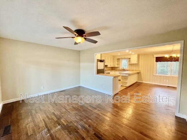 Building Photo - 5376 S Sumac Cir