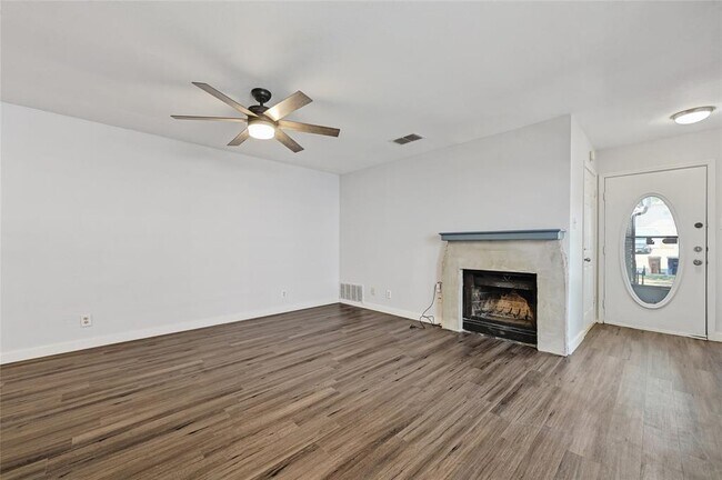 Foto del edificio - 9211 Kempler Dr