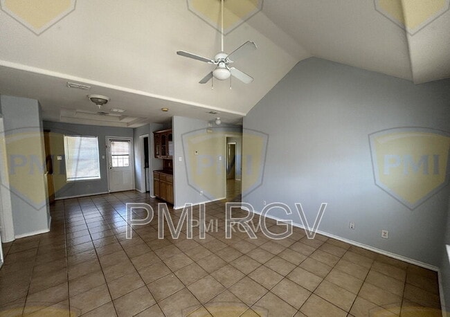 Building Photo - 2508 Toledo Ave